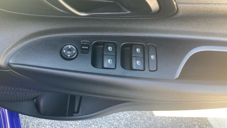 Hyundai i20 1.0T GDi 48V MHD SE Connect 5dr DCT Petrol Hatchback